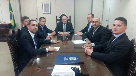 Representantes dos servidores se reúnem com Ministro da Justiça em Brasília